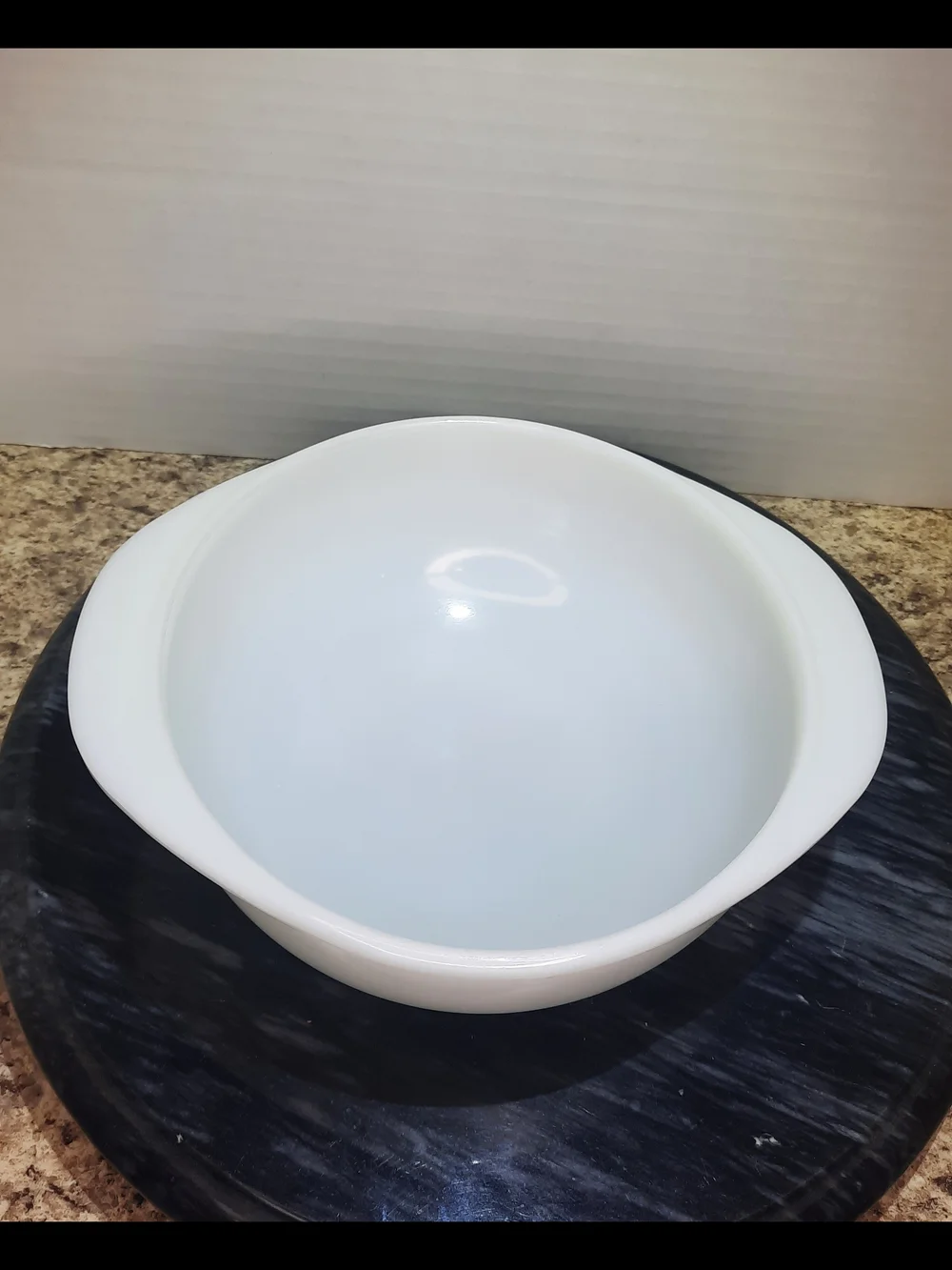 Pyrex White Opal 022 Casserole Dish